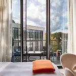 SO/Berlin Das Stue